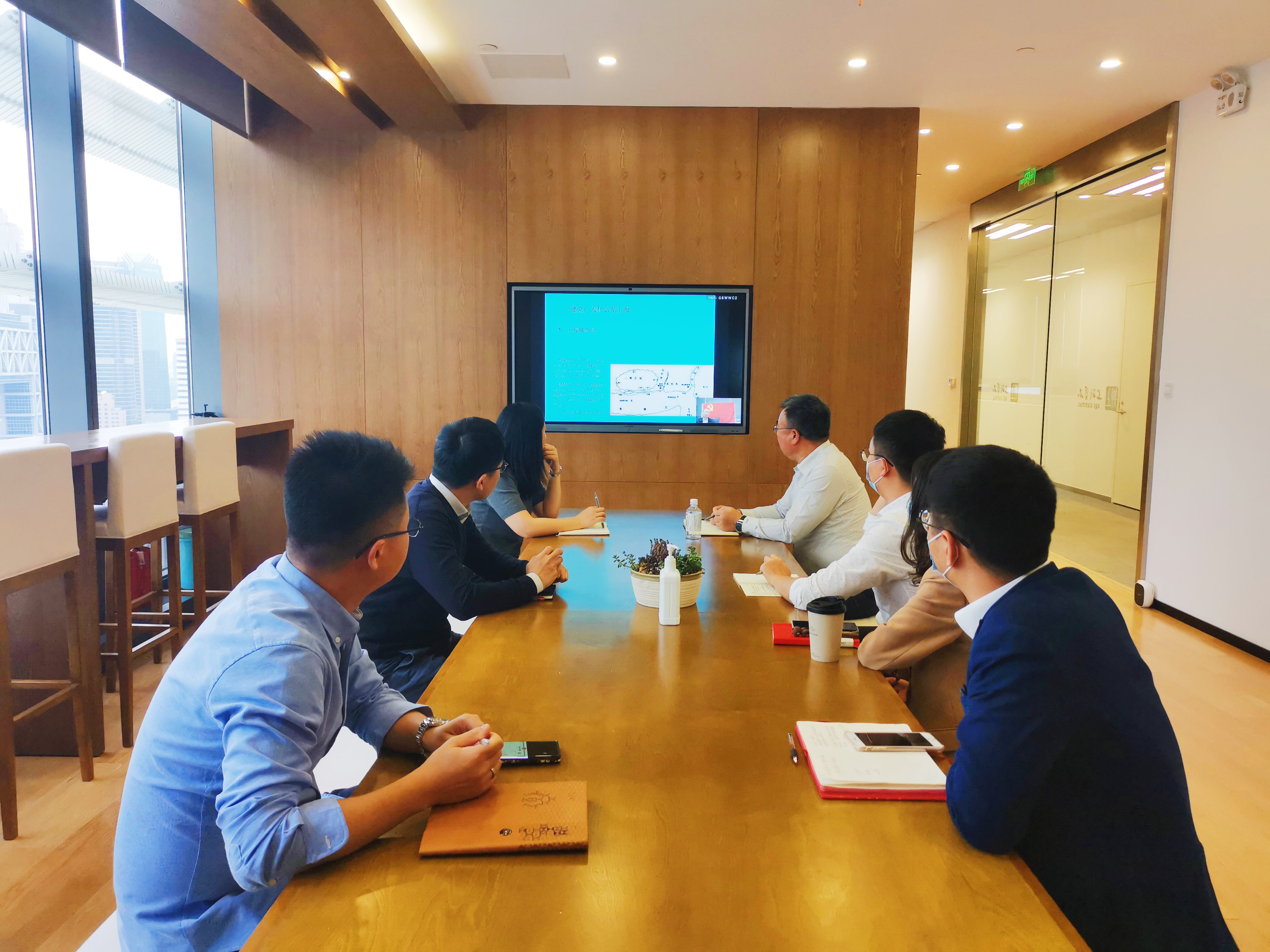 1636689119274424.jpg 1636689119274424.jpg